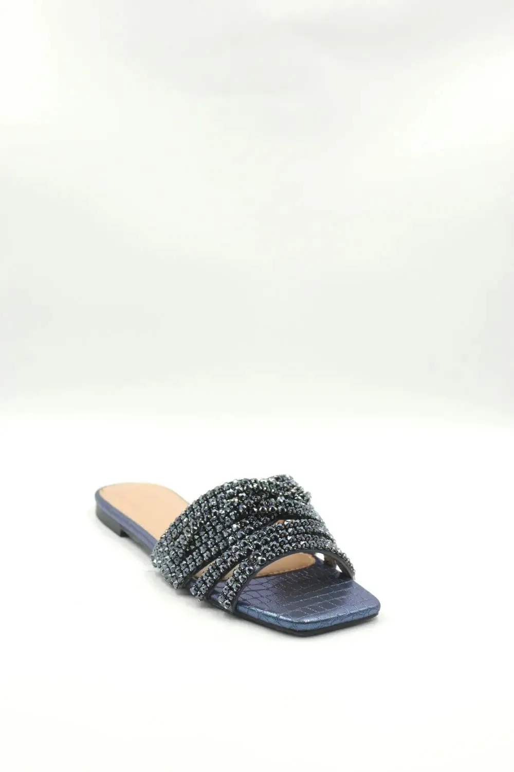 Flat Slip-on