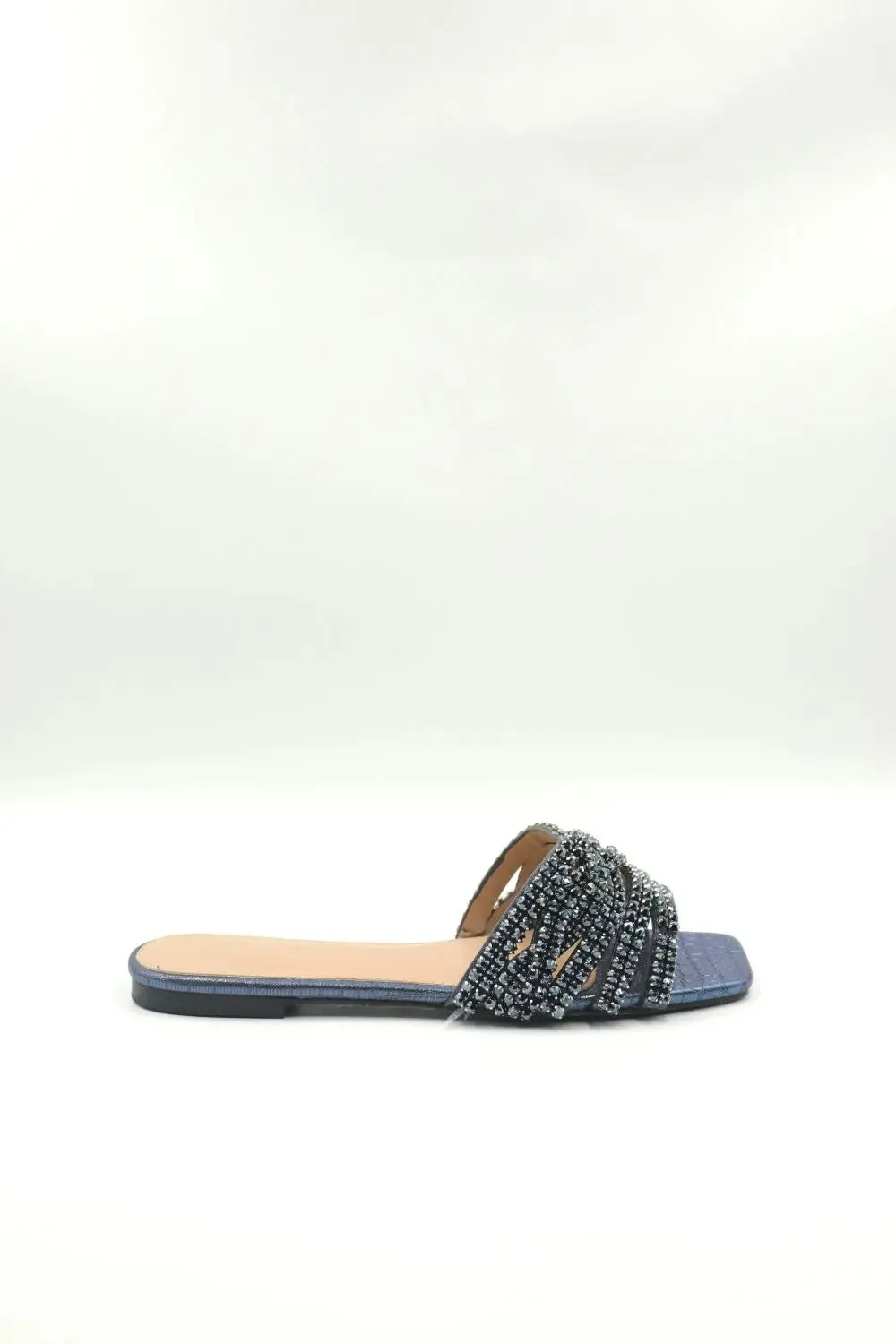 Flat Slip-on