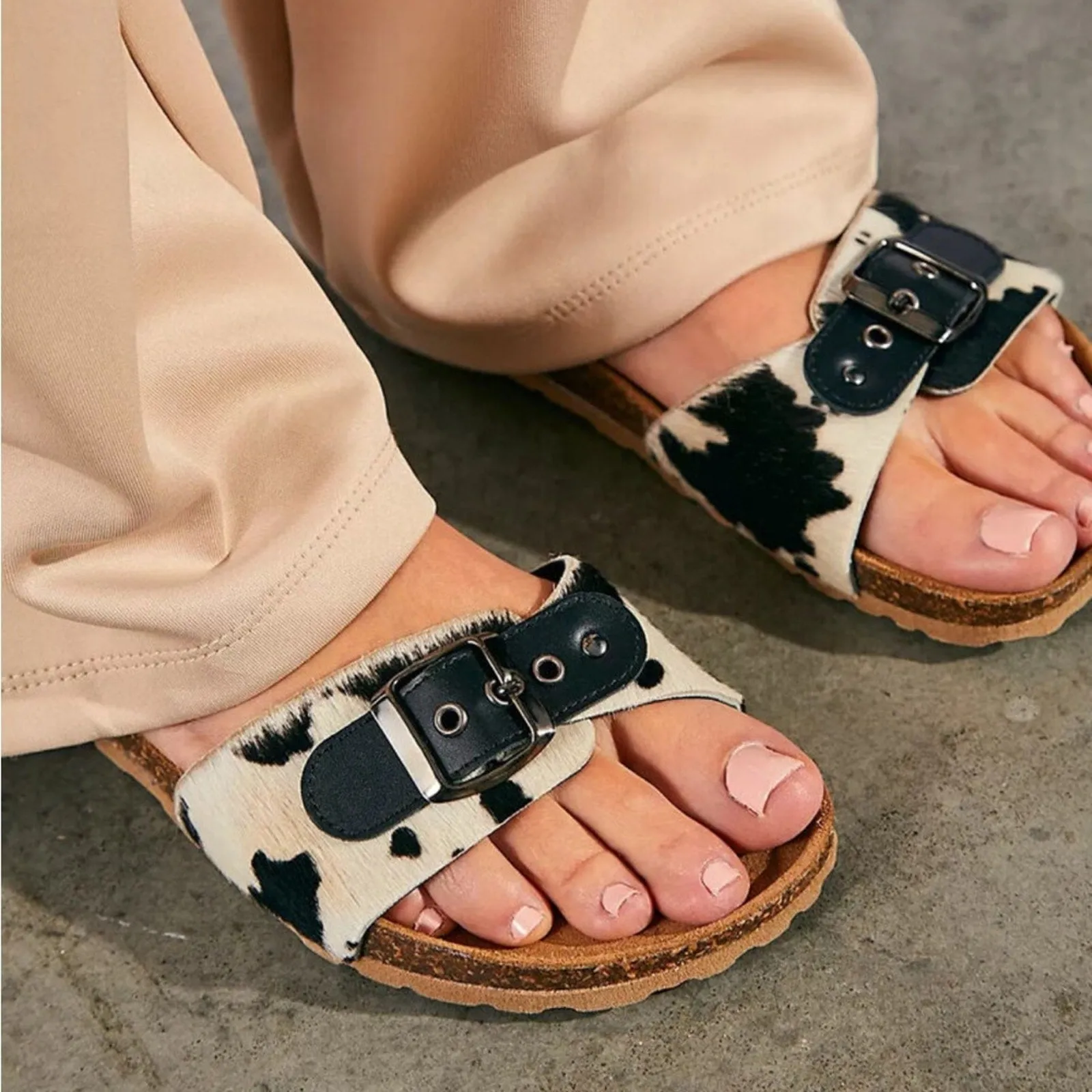 Seychelles Speechless Cow Hide Buckle Slide Cork Sandals (W8.5)